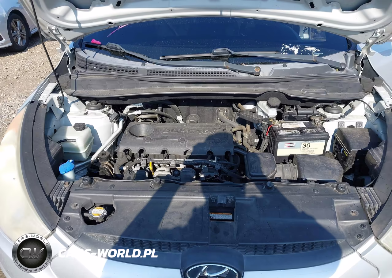 2010 Hyundai Tucson Gls VIN:KM8JU3AC9AU044328 - 10
