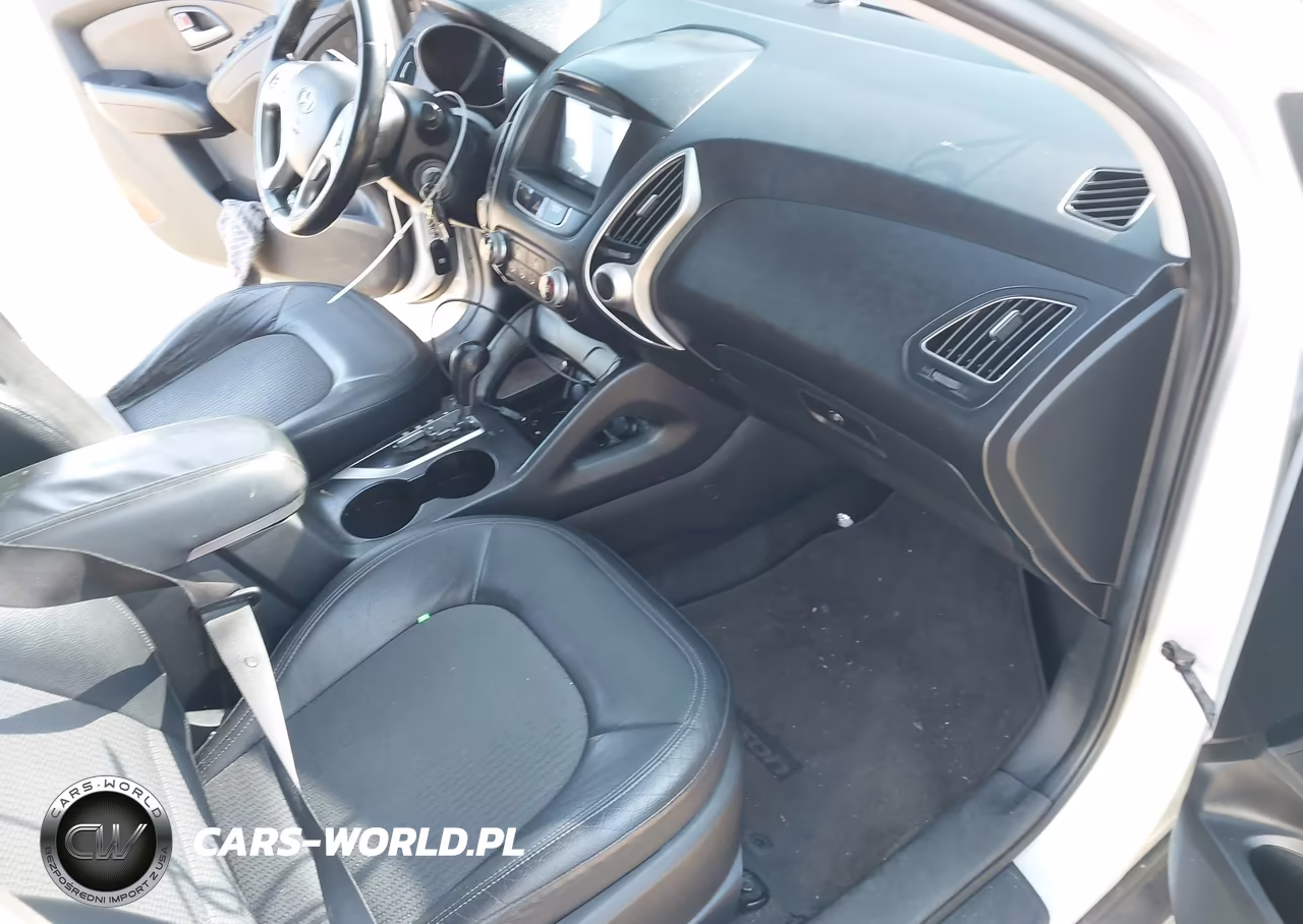 2010 Hyundai Tucson Gls VIN:KM8JU3AC9AU044328 - 5