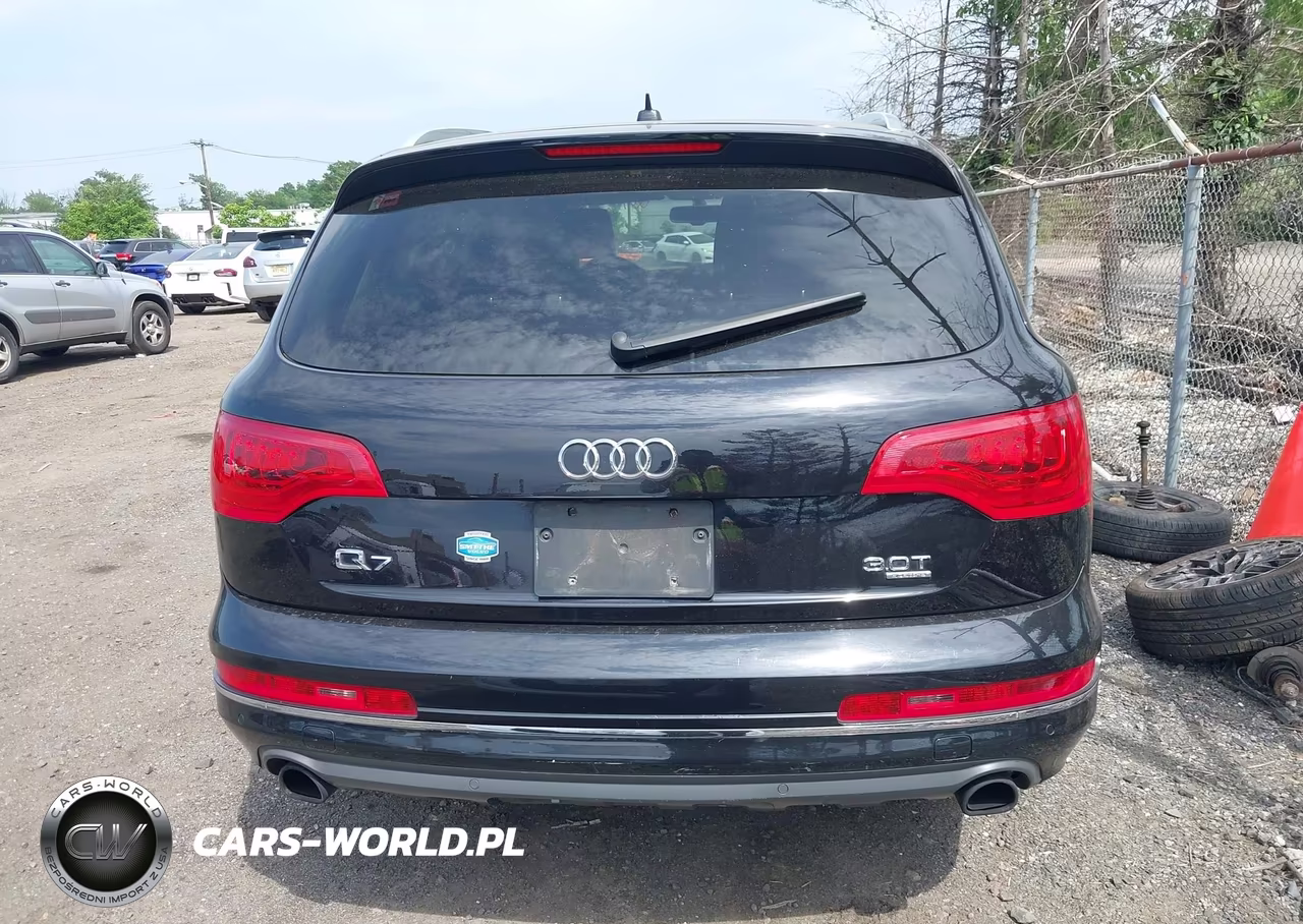 2015 Audi Q7 3.0T Premium VIN:WA1LGAFE1FD010081 - 16