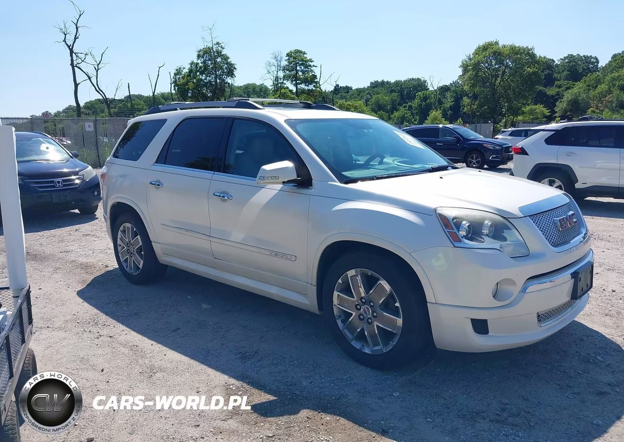 2011 GMC Acadia Denali