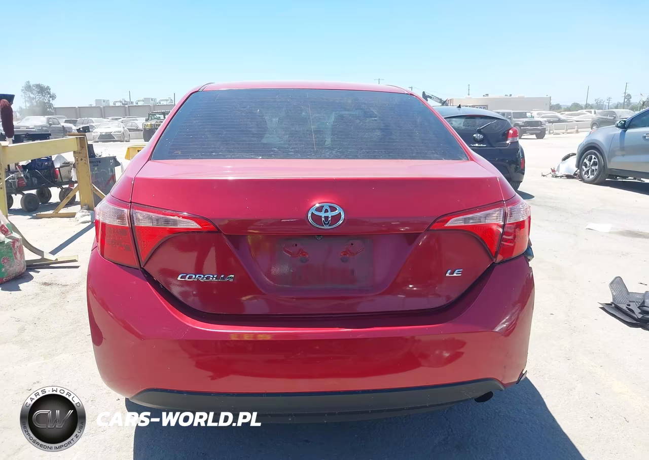 2018 Toyota Corolla Le VIN:5YFBURHE9JP827407 - 16
