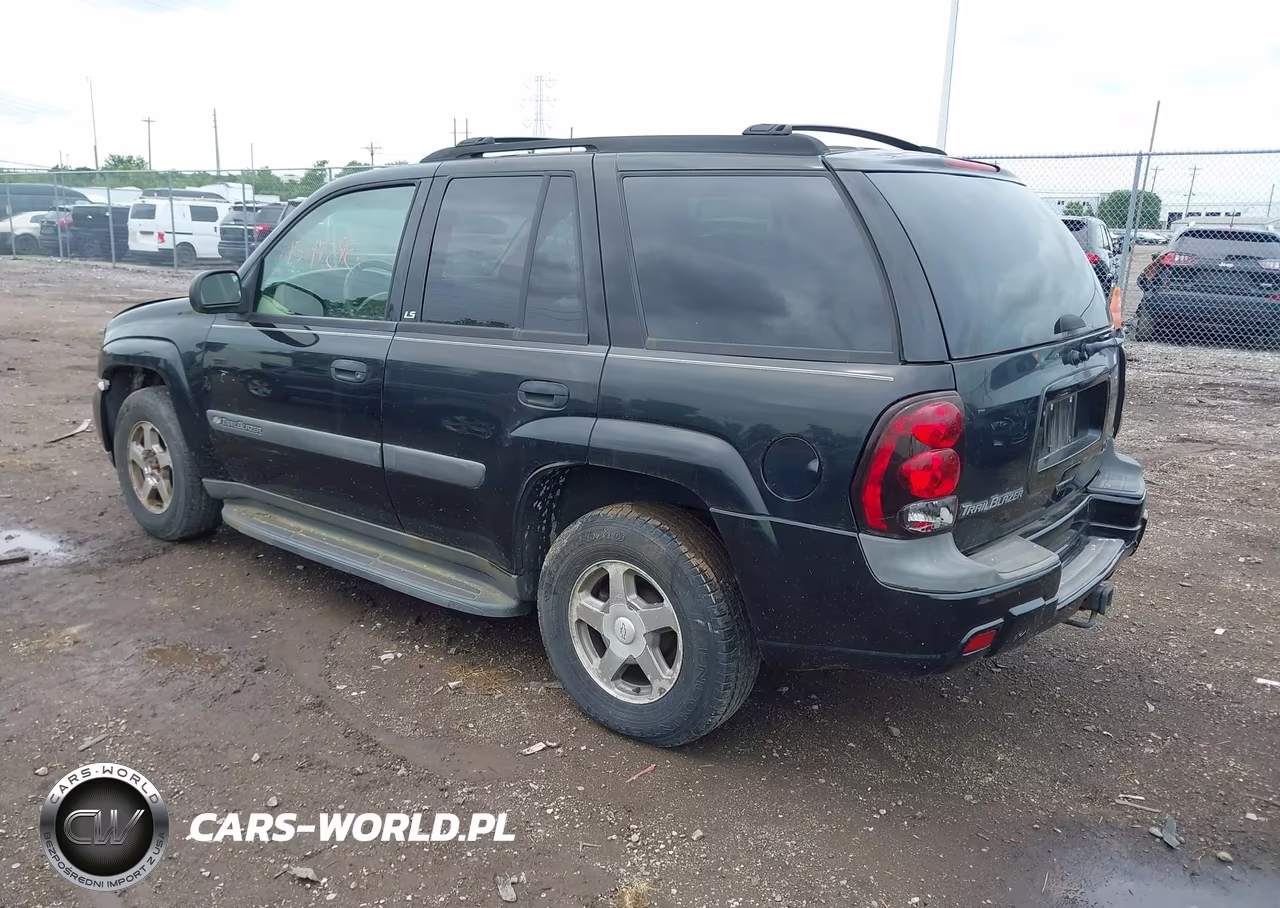 2004 Chevrolet Trailblazer Ls VIN:1GNDT13S042247564 - 3