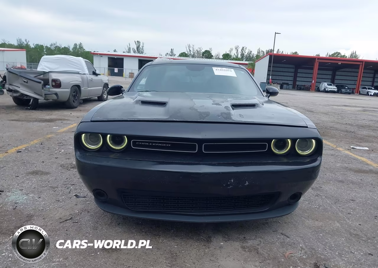 2019 Dodge Challenger Sxt VIN:2C3CDZAG9KH560829 - 12