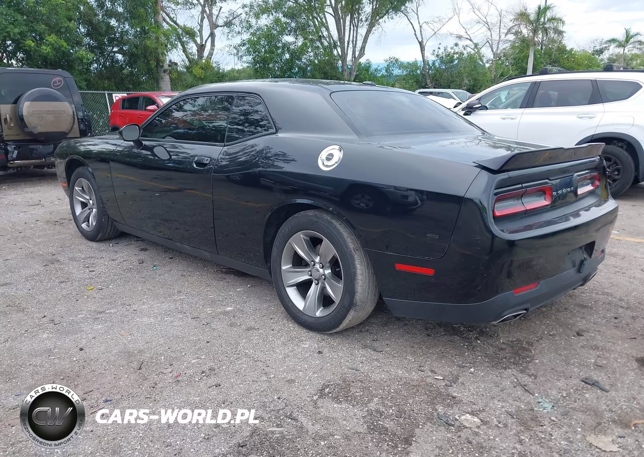2019 Dodge Challenger Sxt VIN:2C3CDZAG9KH560829 - 3