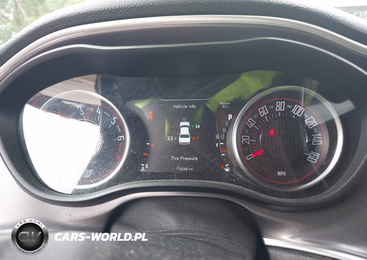2019 Dodge Challenger Sxt VIN:2C3CDZAG9KH560829 - 7