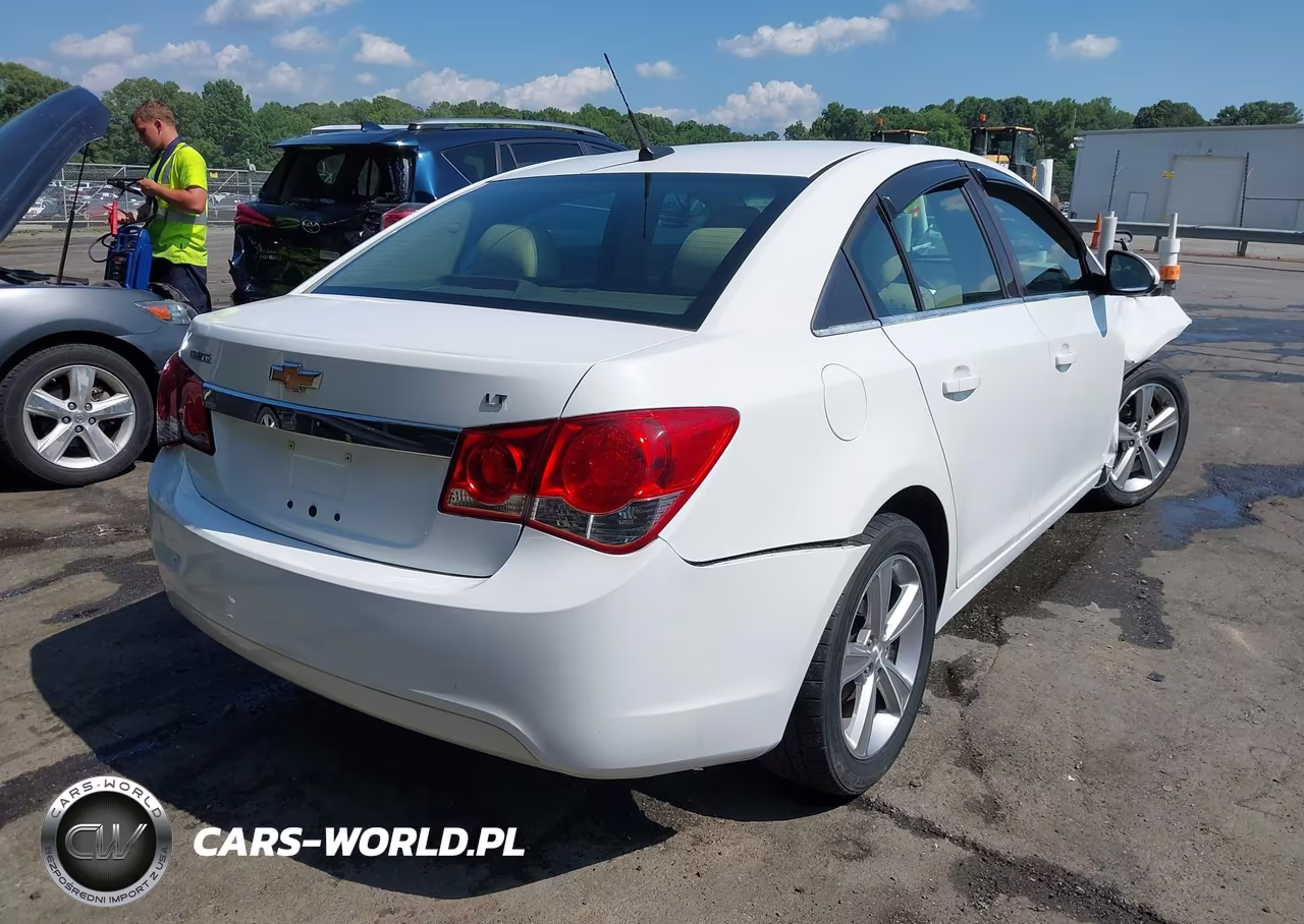 2013 Chevrolet Cruze 2Lt Auto VIN:1G1PE5SB1D7139376 - 4