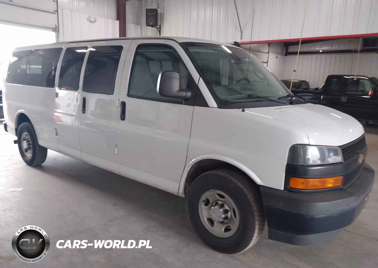 2019 Chevrolet Express 3500 Ls