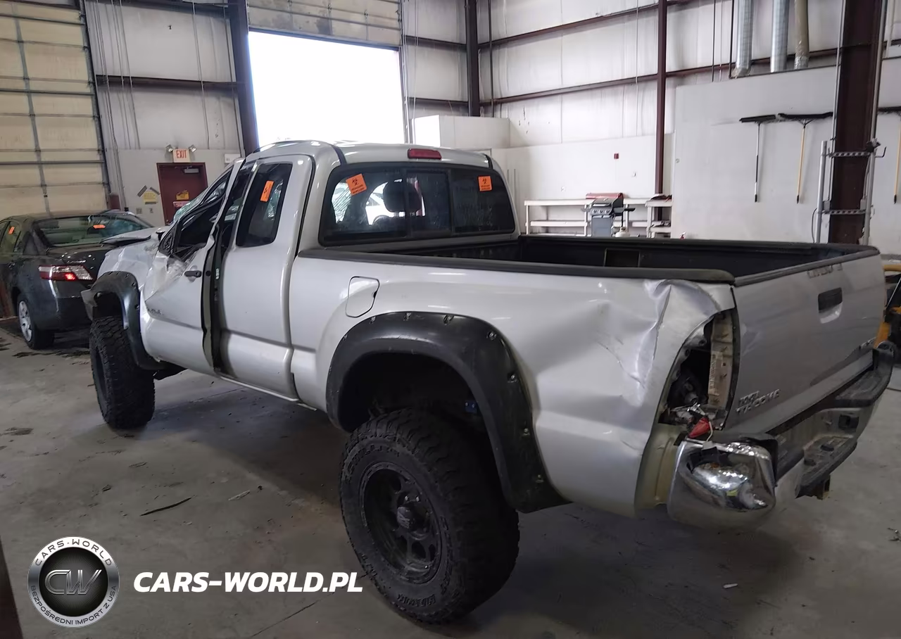 2006 Toyota Tacoma Base V6 VIN:5TEUU42N26Z213529 - 3
