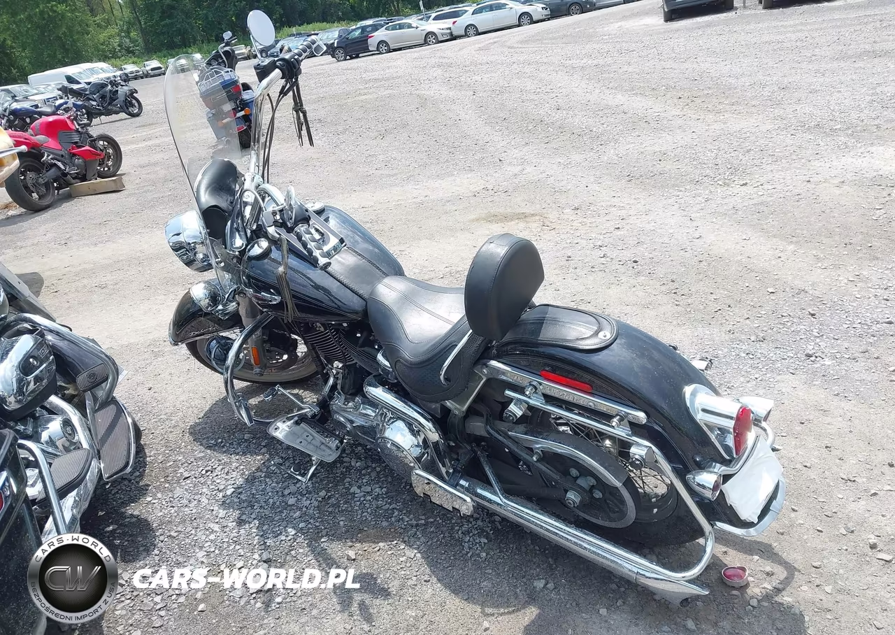 2010 Harley-Davidson Flstn VIN:1HD1JD515AB043909 - 3