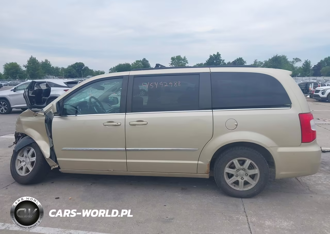 2012 Chrysler Town & Country Touring VIN:2C4RC1BG7CR157677 - 15