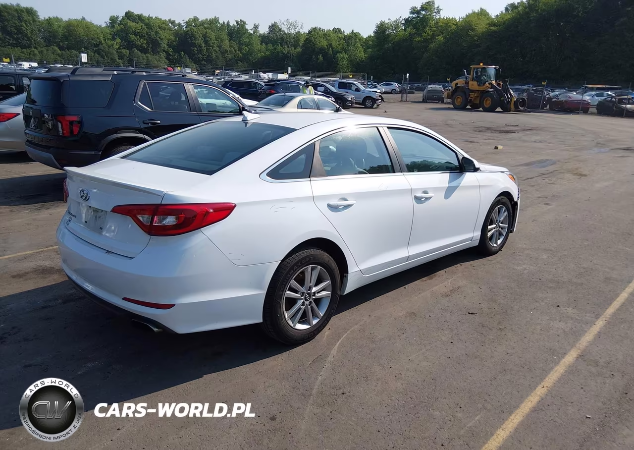 2017 Hyundai Sonata VIN:5NPE24AF6HH569234 - 4