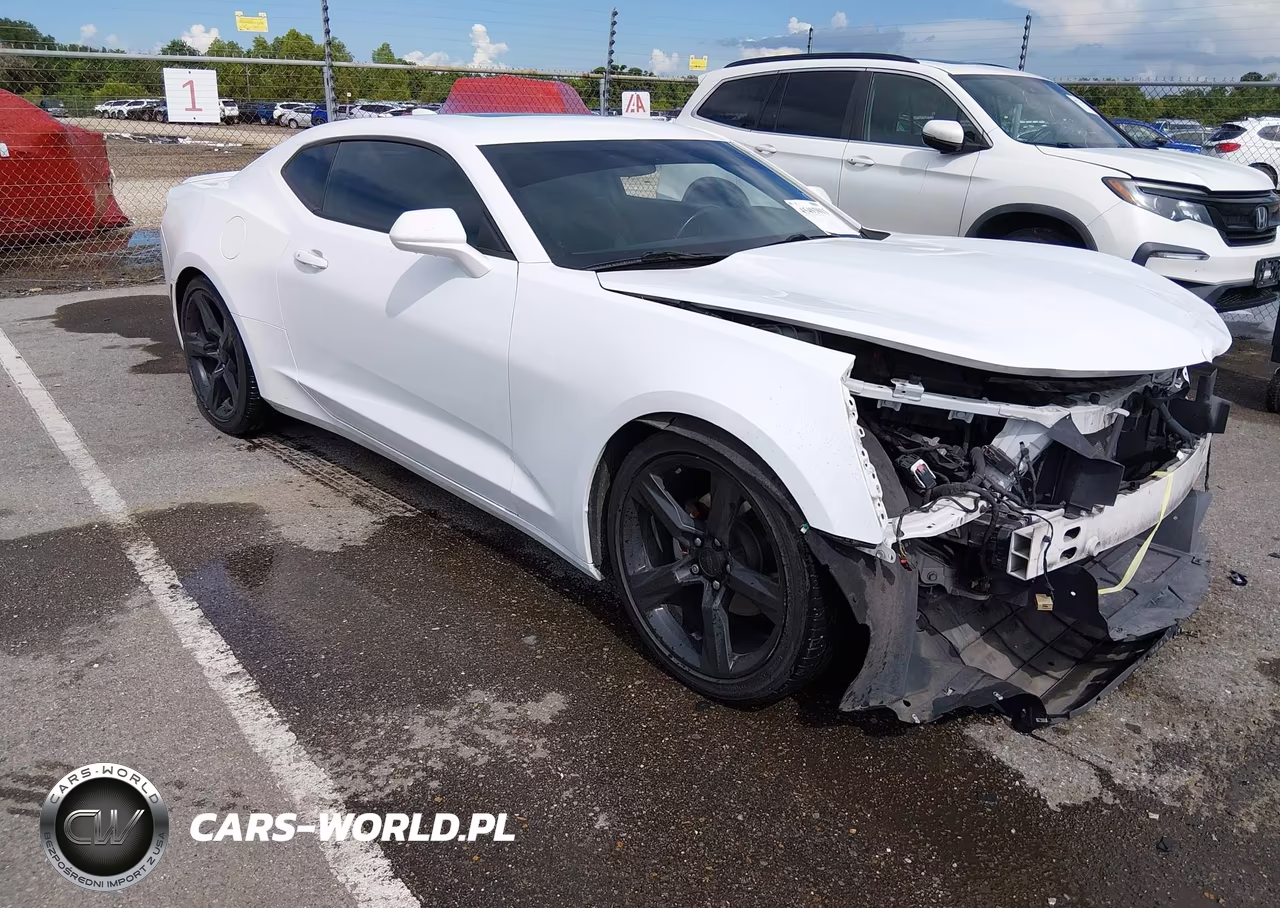 2017 Chevrolet Camaro 1Lt – zdjęcie 1 z 16