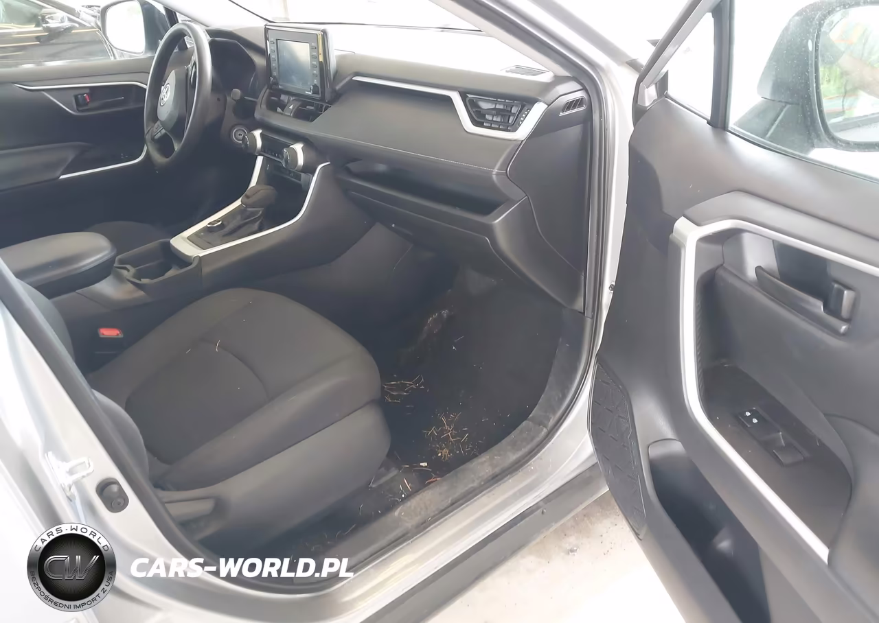 2020 Toyota Rav4 Hybrid Le VIN:2T3MWRFV0LW082299 - 5