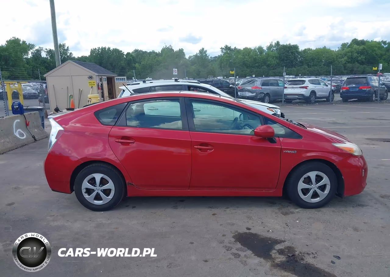 2012 Toyota Prius Three VIN:JTDKN3DU8C1535391 - 13