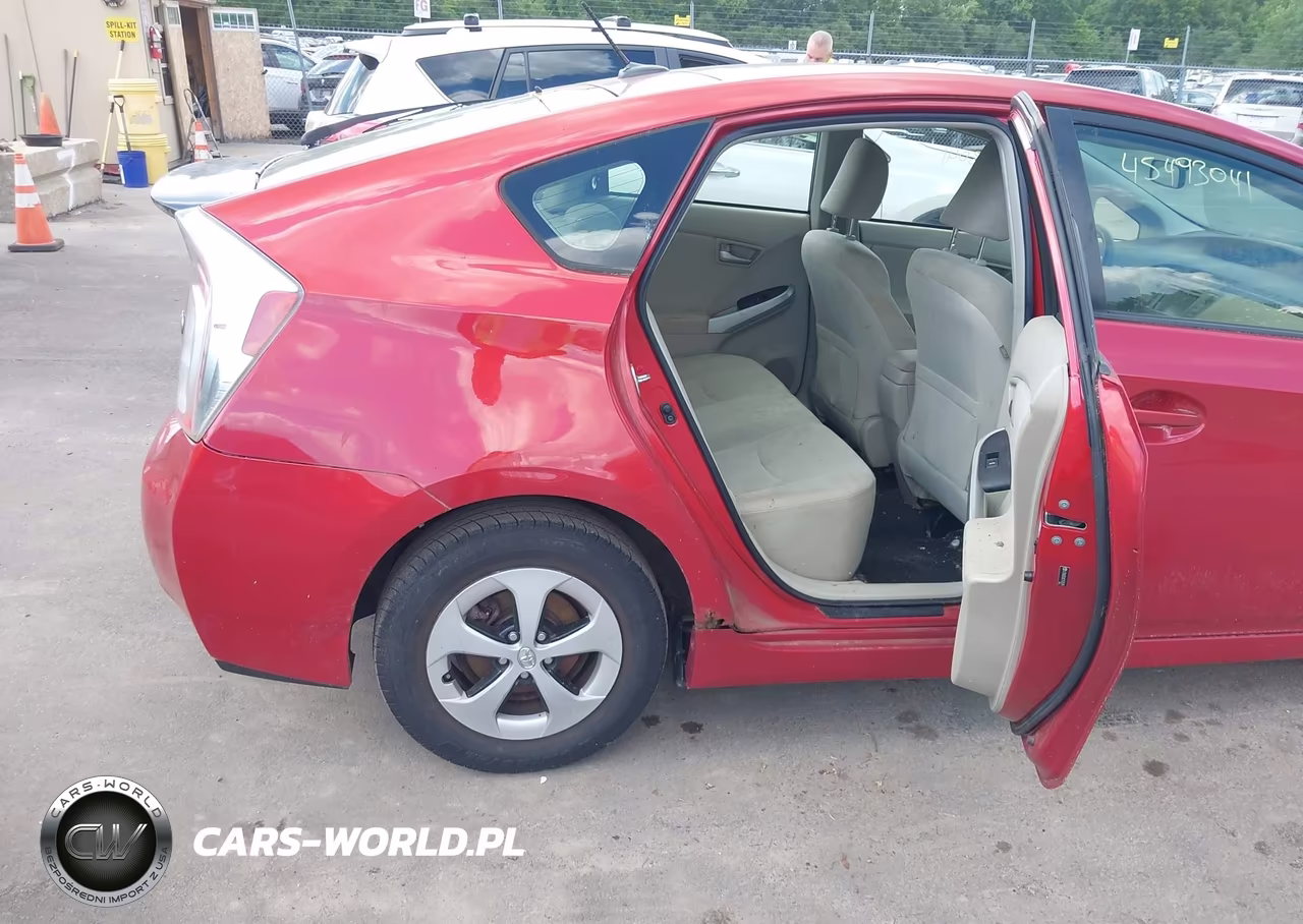 2012 Toyota Prius Three VIN:JTDKN3DU8C1535391 - 8
