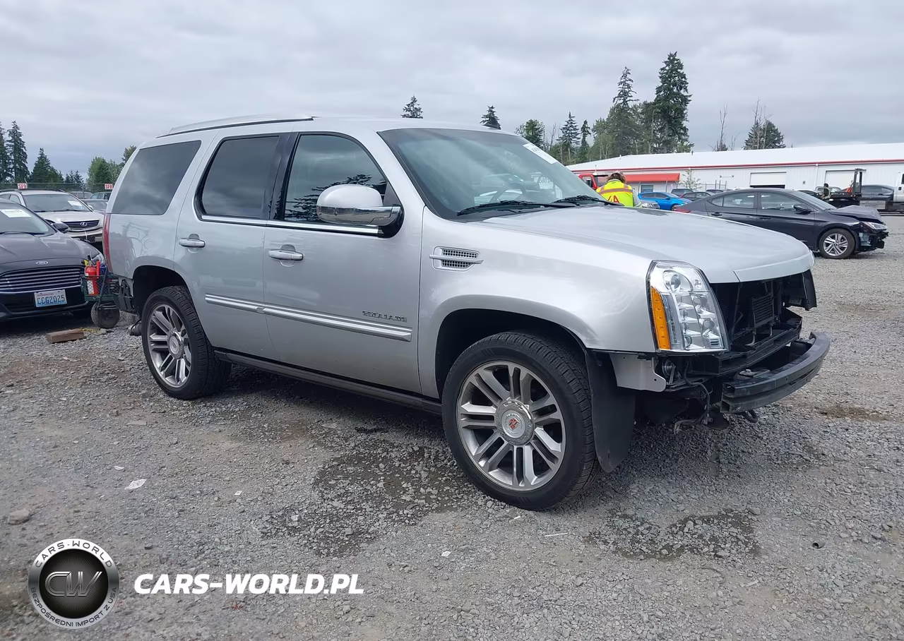 2013 Cadillac Escalade Premium