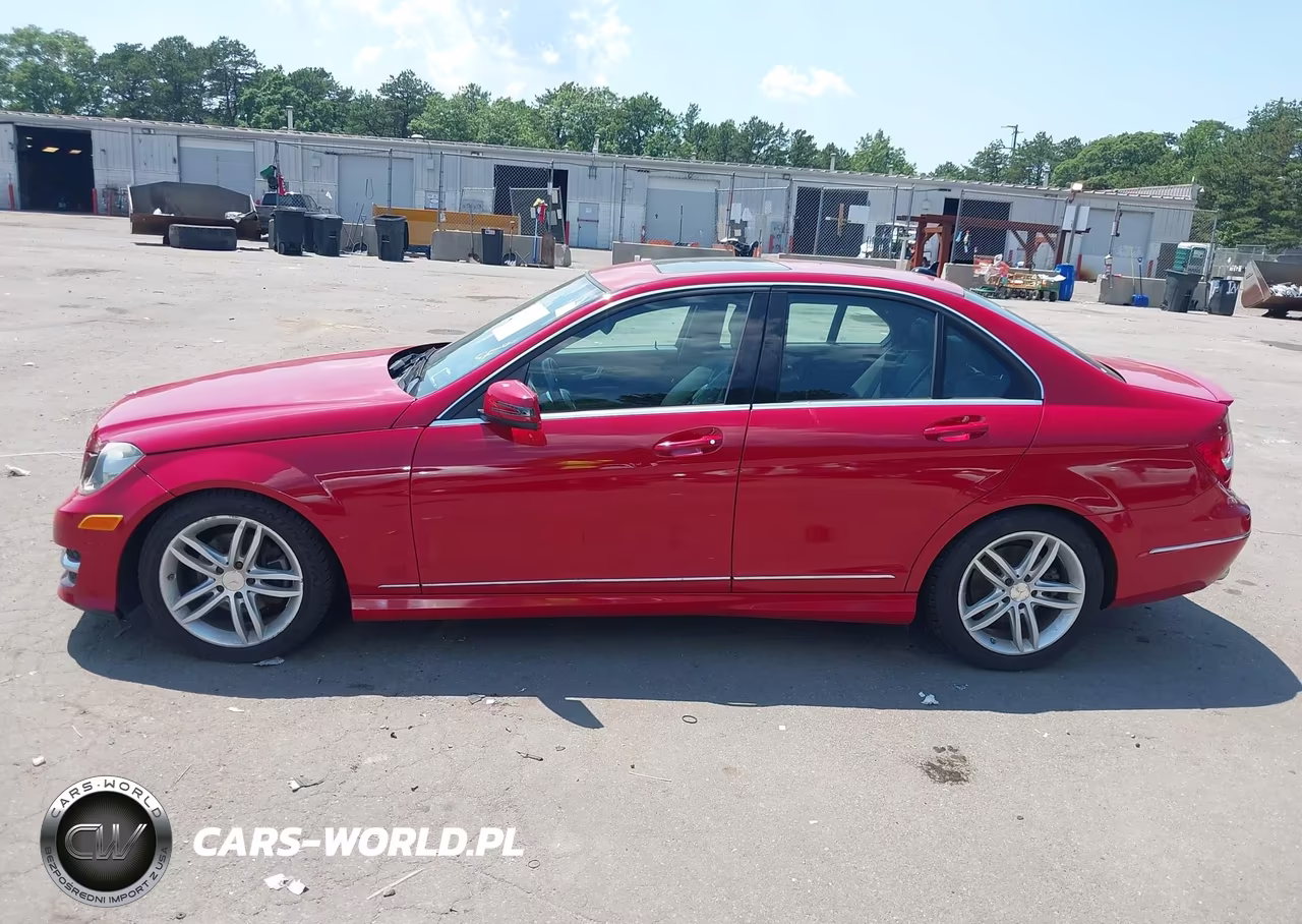 2013 Mercedes-Benz C 250 Sport VIN:WDDGF4HBXDA787099 - 14