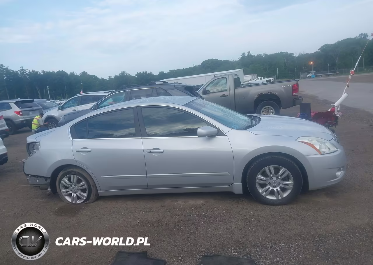 2011 Nissan Altima 2.5 S VIN:1N4AL2AP9BN483504 - 14
