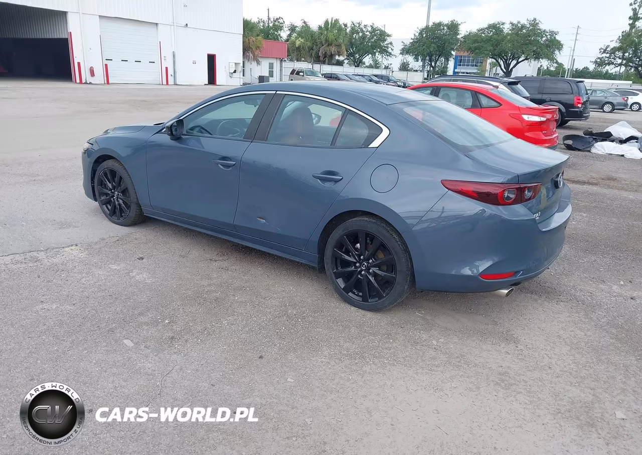 2023 Mazda Mazda3 2.5 S Carbon Edition VIN:3MZBPBCM4PM359581 - 3
