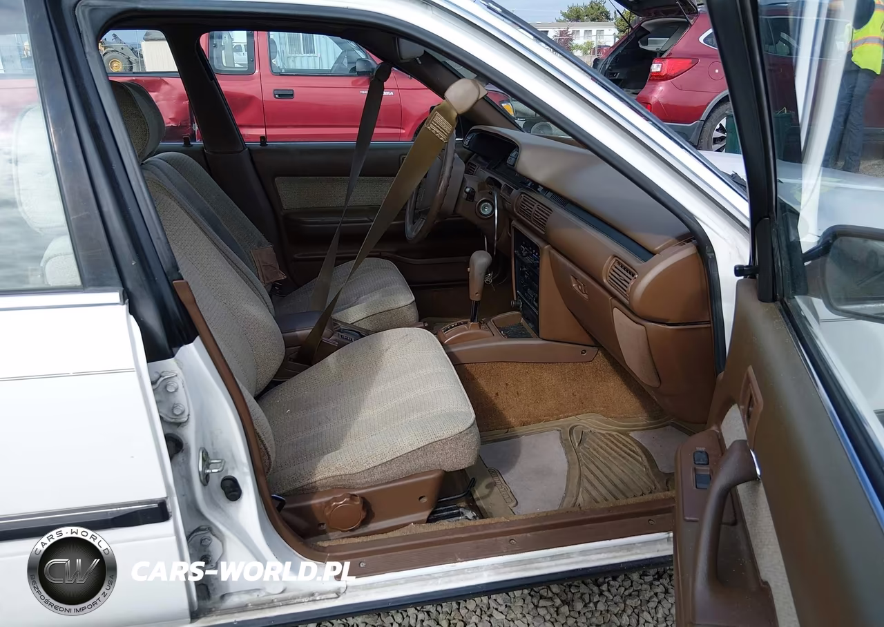 1990 Toyota Camry Dlx VIN:4T1SV21E9LU120131 - 5