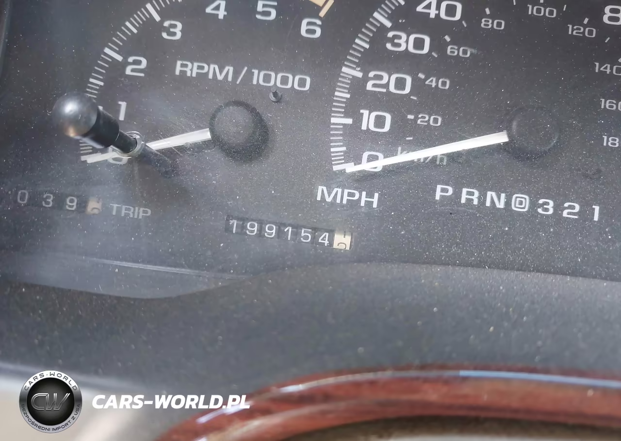 2000 Cadillac Escalade Standard VIN:1GYEK63R8YR221599 - 16
