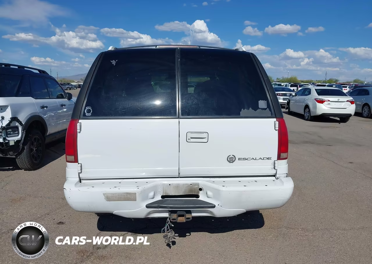 2000 Cadillac Escalade Standard VIN:1GYEK63R8YR221599 - 17