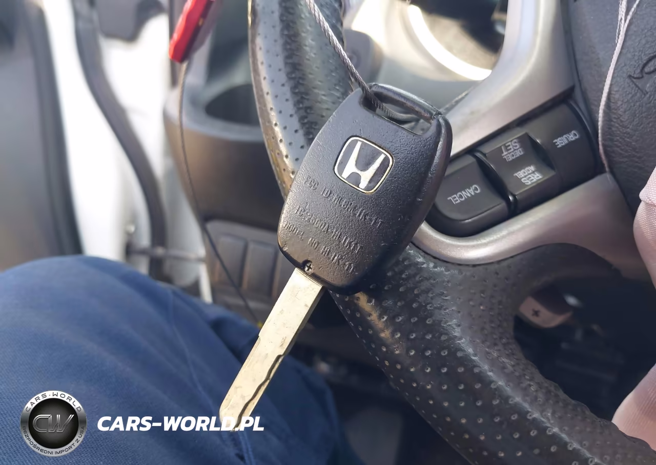 2009 Honda Fit Sport VIN:JHMGE88469C000424 - 11