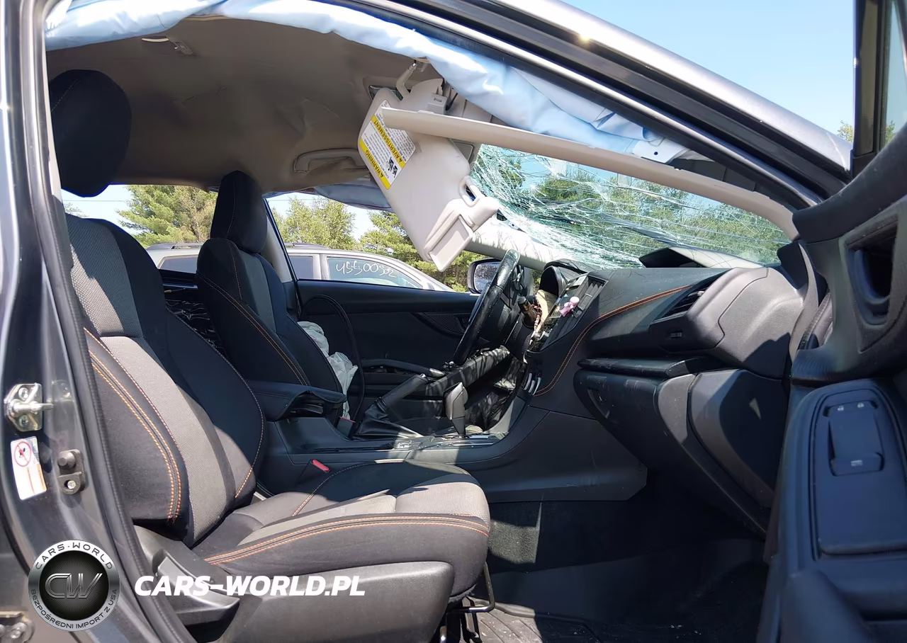 2020 Subaru Crosstrek Premium VIN:JF2GTAPC8L8258625 - 5