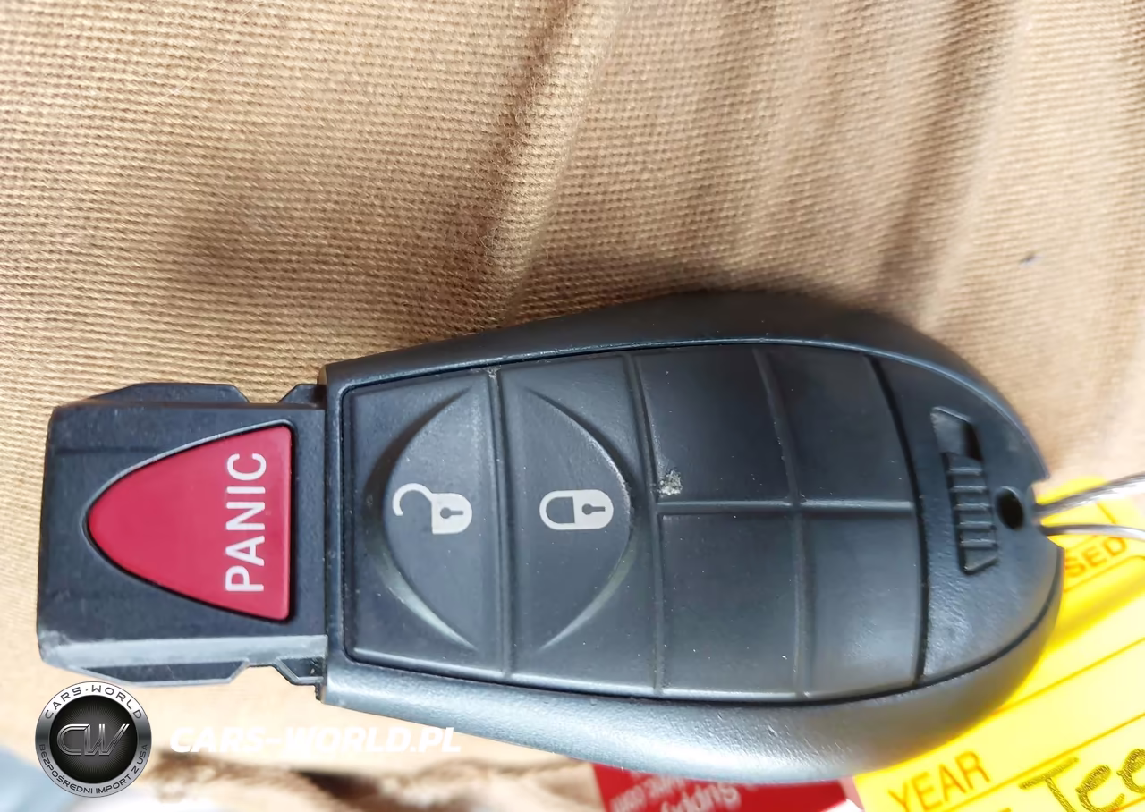 2014 Jeep Cherokee Sport VIN:1C4PJMAB9EW233298 - 11