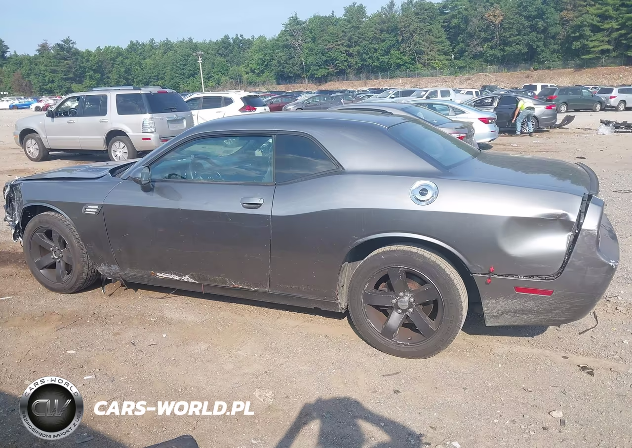 2011 Dodge Challenger VIN:2B3CJ4DG2BH571305 - 14