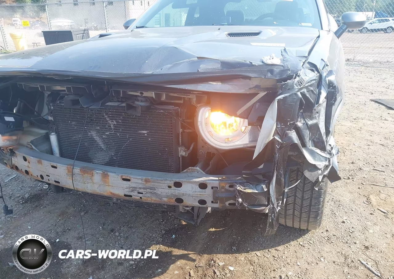 2011 Dodge Challenger VIN:2B3CJ4DG2BH571305 - 6