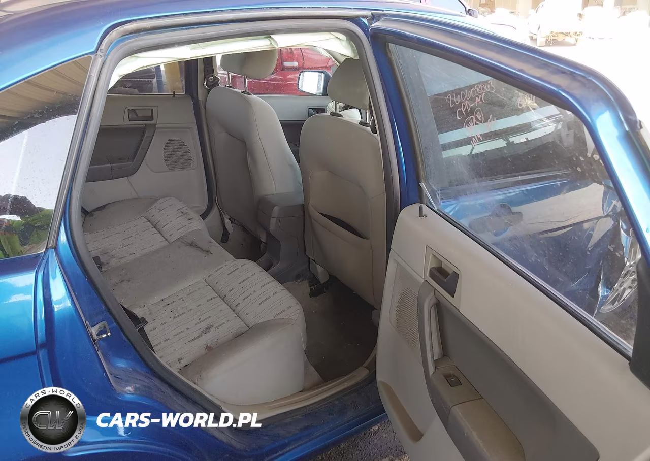 2010 Ford Focus Se VIN:1FAHP3FNXAW138426 - 8
