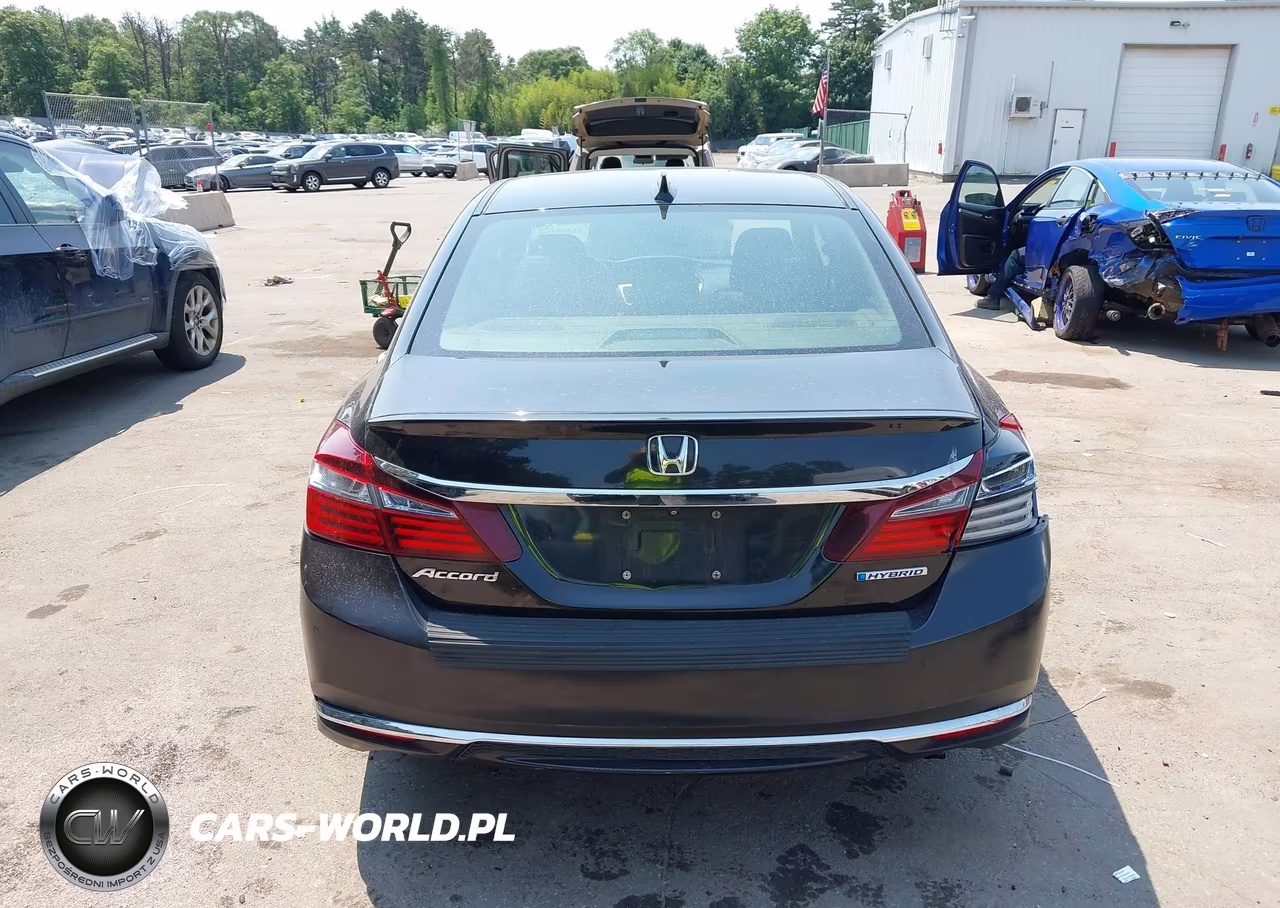 2017 Honda Accord Hybrid VIN:JHMCR6F3XHC011801 - 17