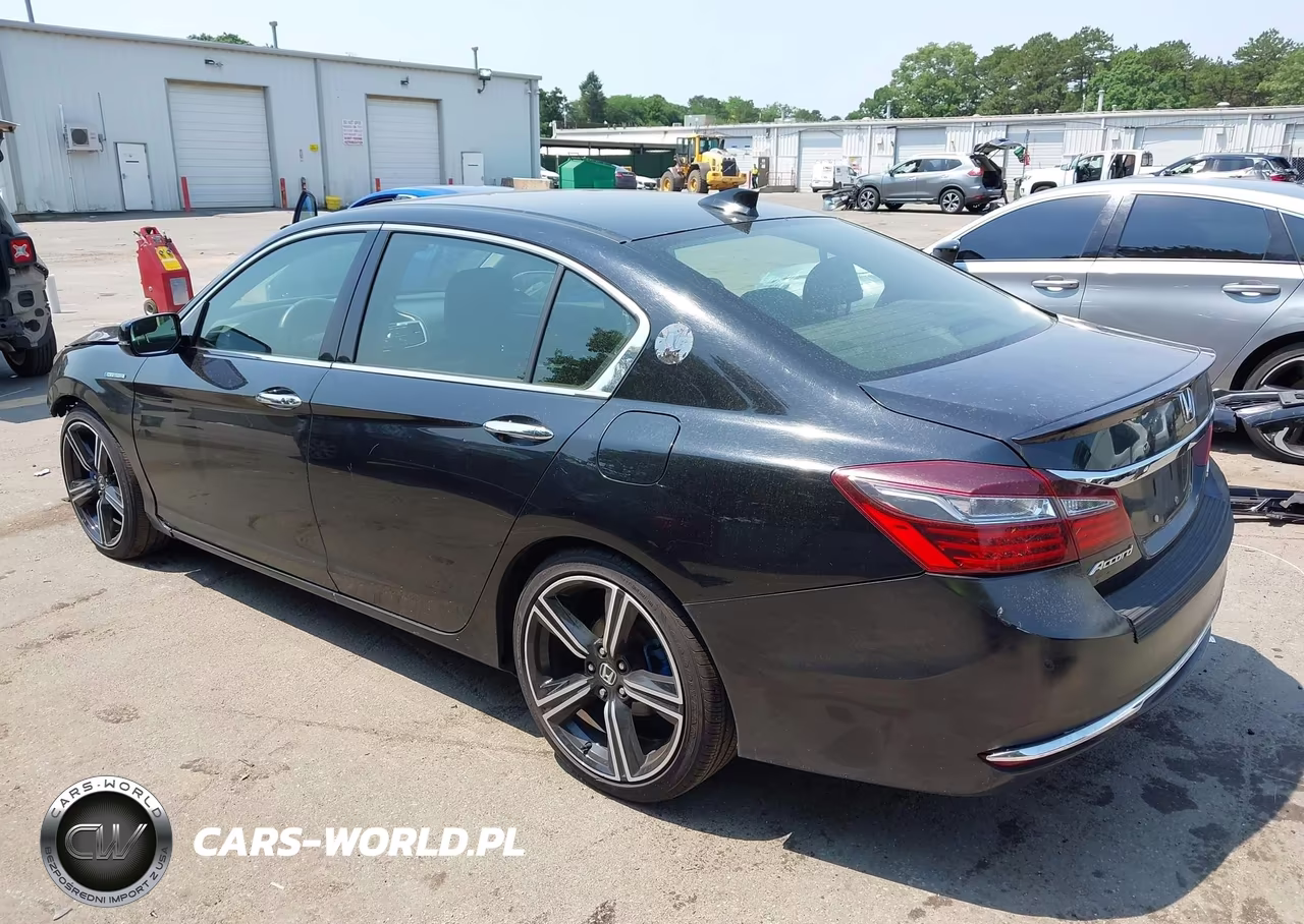 2017 Honda Accord Hybrid VIN:JHMCR6F3XHC011801 - 3