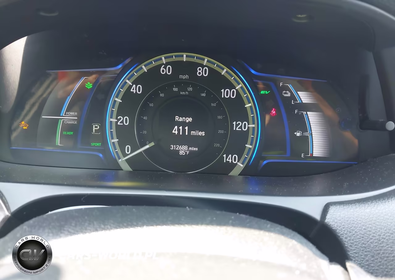 2017 Honda Accord Hybrid VIN:JHMCR6F3XHC011801 - 7