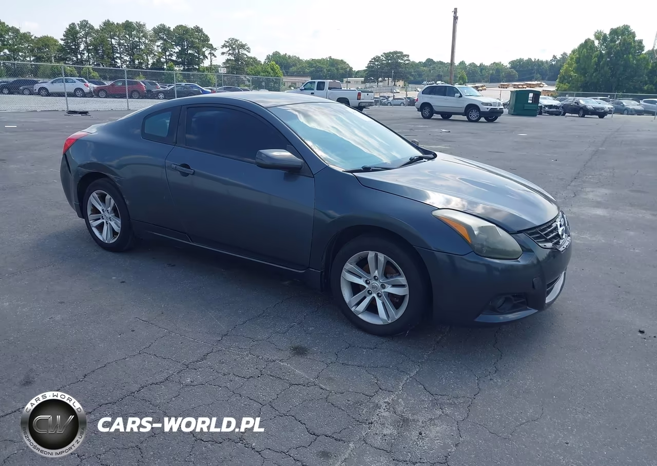 2013 Nissan Altima 2.5 S – zdjęcie 1 z 11