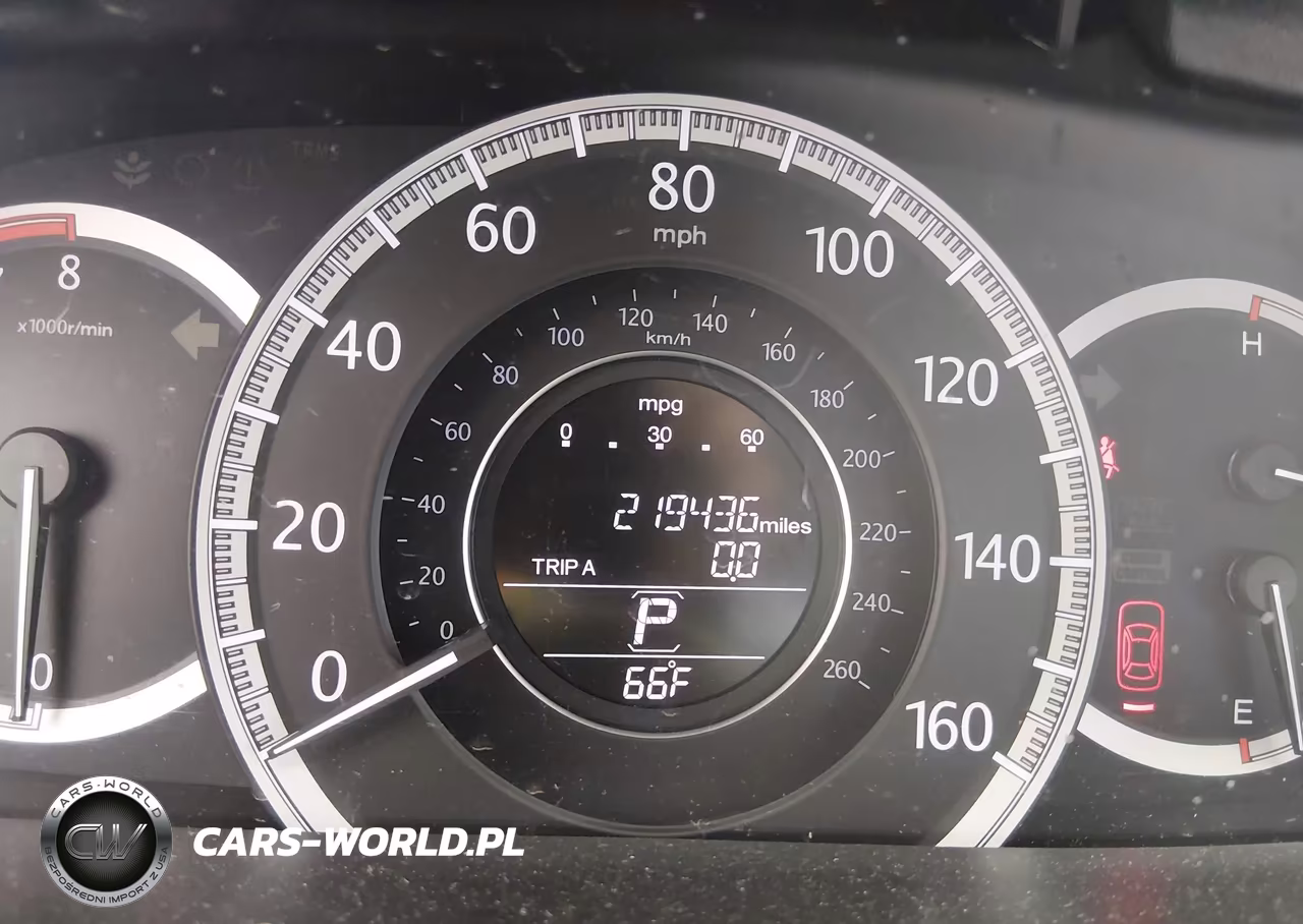 2015 Honda Accord Lx VIN:1HGCR2F33FA033210 - 15