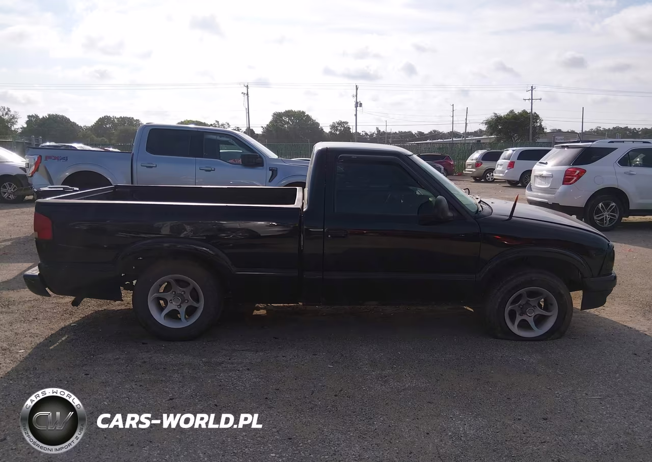1996 Chevrolet S Truck S10 VIN:1GCCS14X8T8187997 - 13