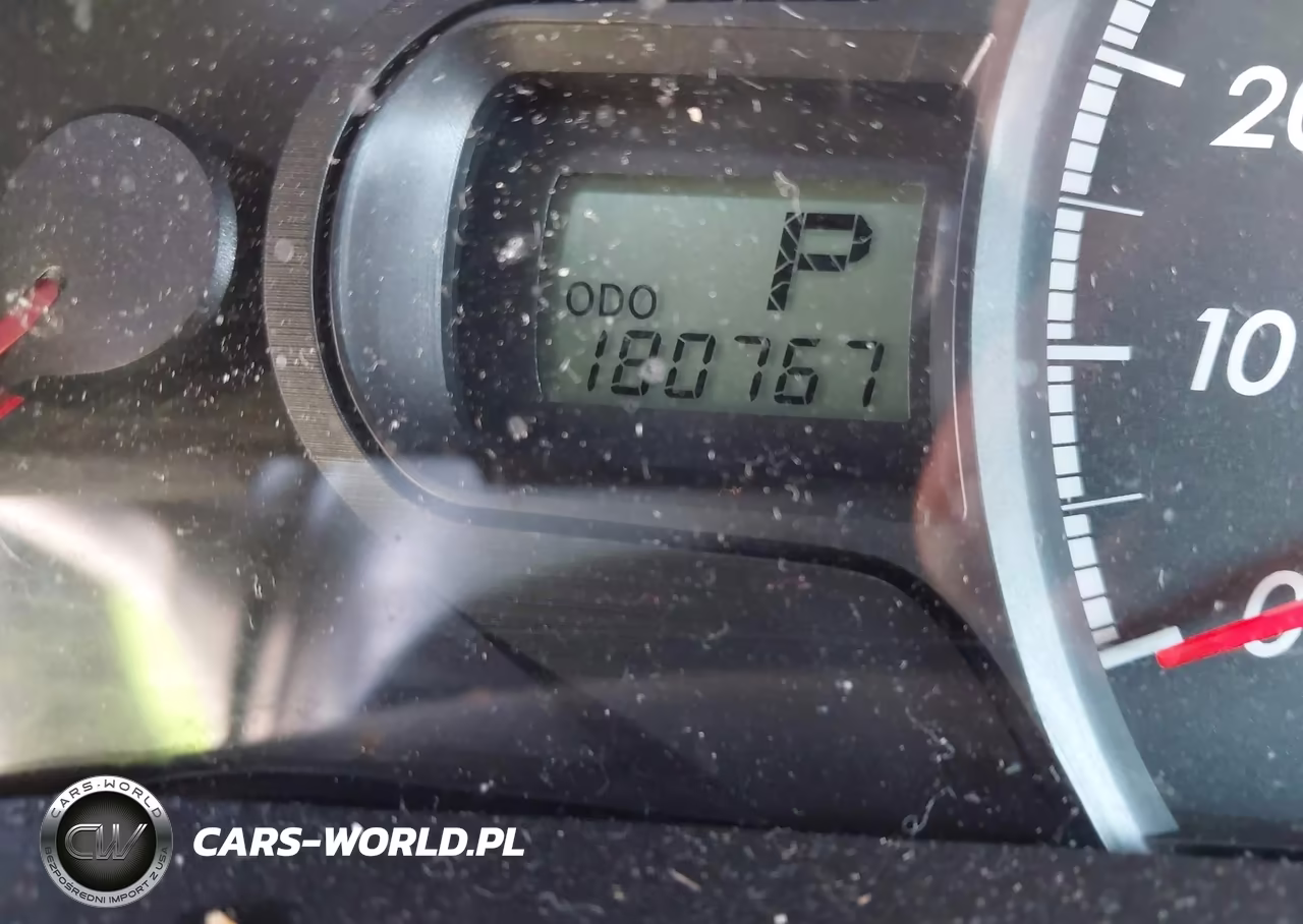 2011 Toyota Sienna Base VIN:5TDKA3DC8BS003675 - 15
