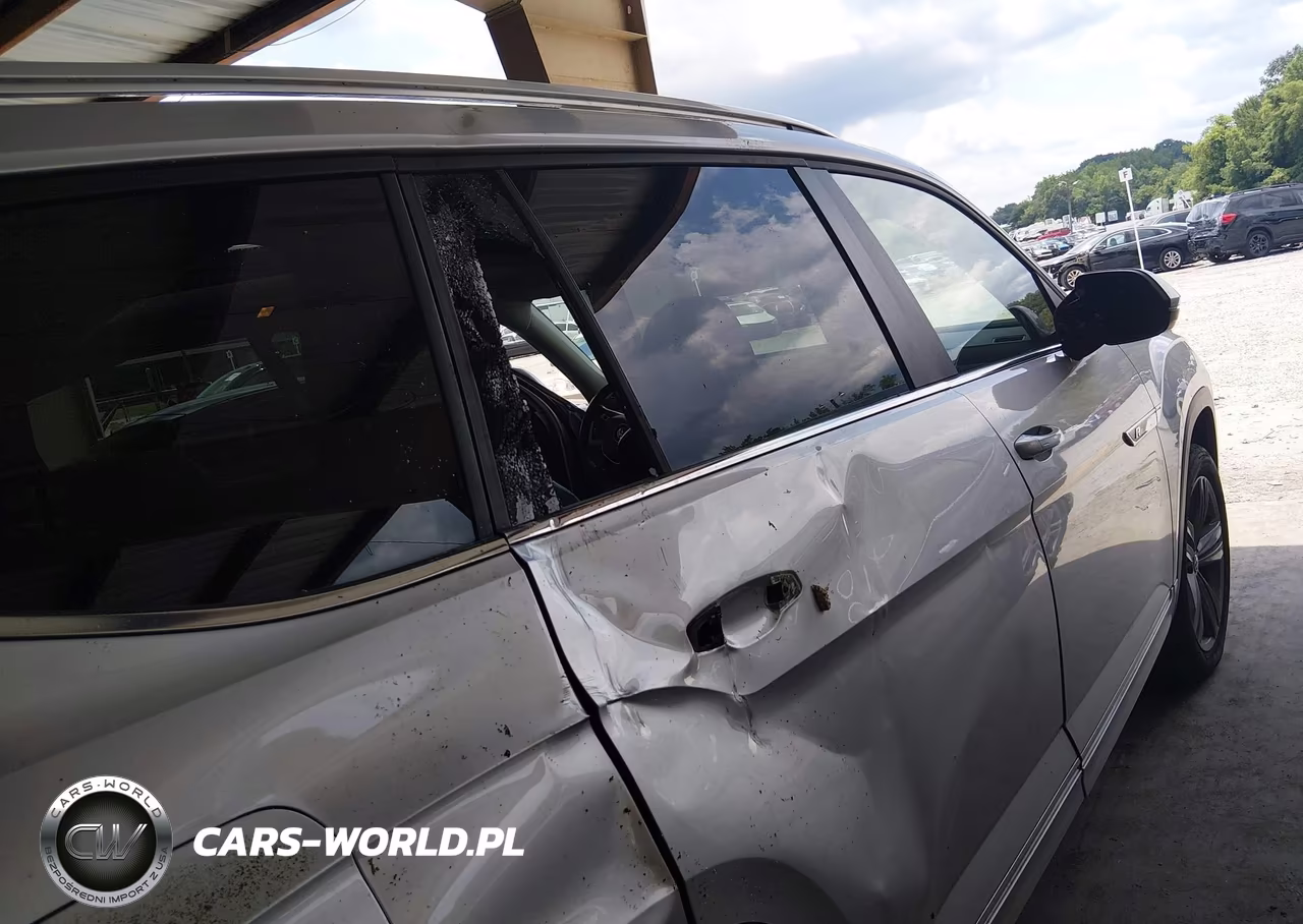 2019 Volkswagen Atlas 3.6L V6 Se W-Technology R-Line VIN:1V2XR2CA4KC619527 - 21