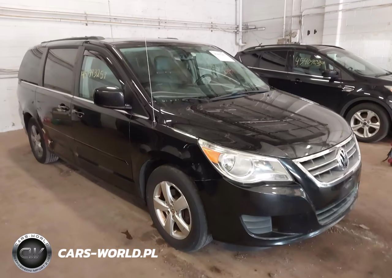 2011 Volkswagen Routan Sel
