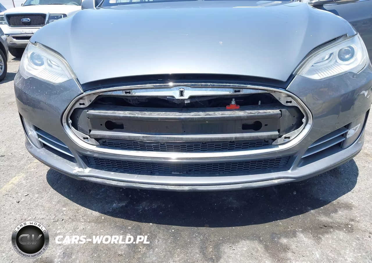 2013 Tesla Model S VIN:5YJSA1CN9DFP07706 - 6