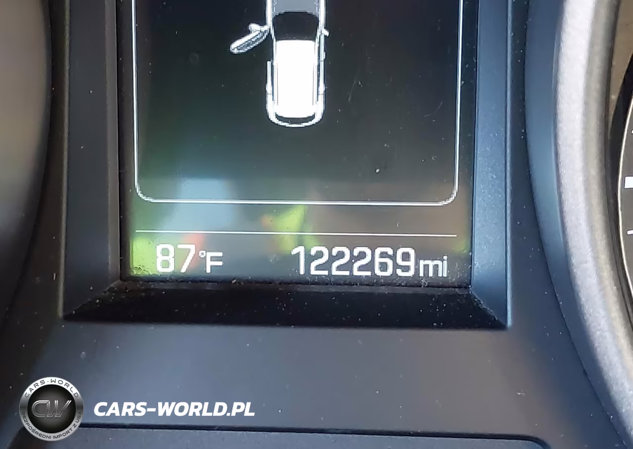 2018 Hyundai Santa Fe Sport 2.4L VIN:5XYZU3LBXJG512855 - 15