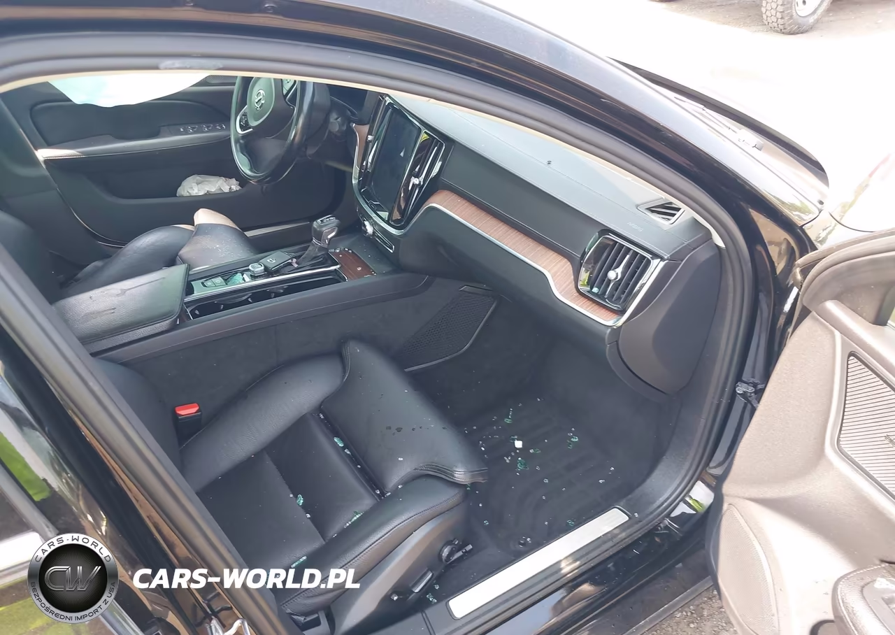 2020 Volvo S60 T5 Inscription VIN:7JR102FL0LG072668 - 5