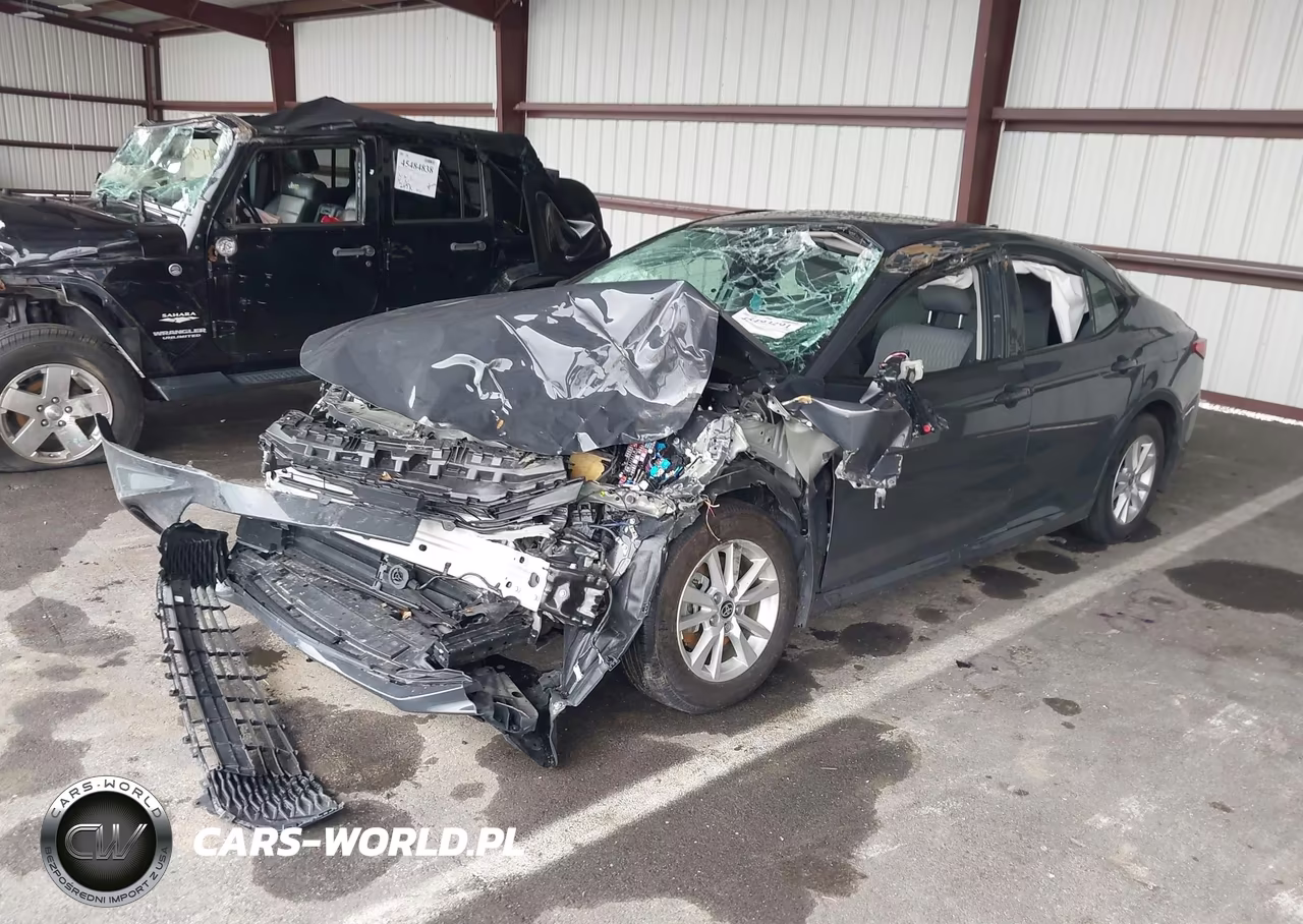 2026 Toyota Camry Le VIN:4T1DAACK5TU213794 - 2
