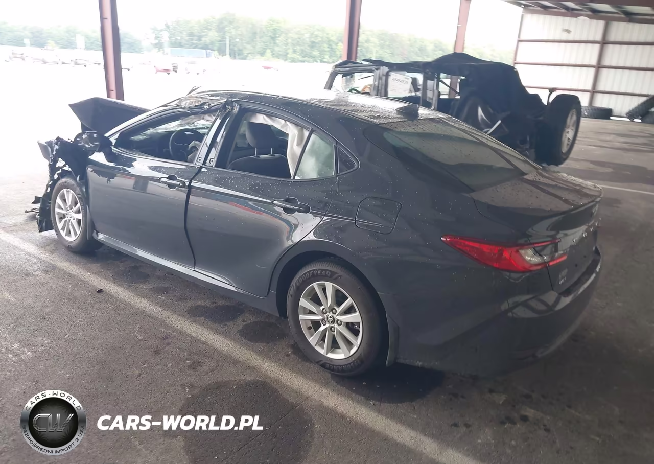 2026 Toyota Camry Le VIN:4T1DAACK5TU213794 - 3