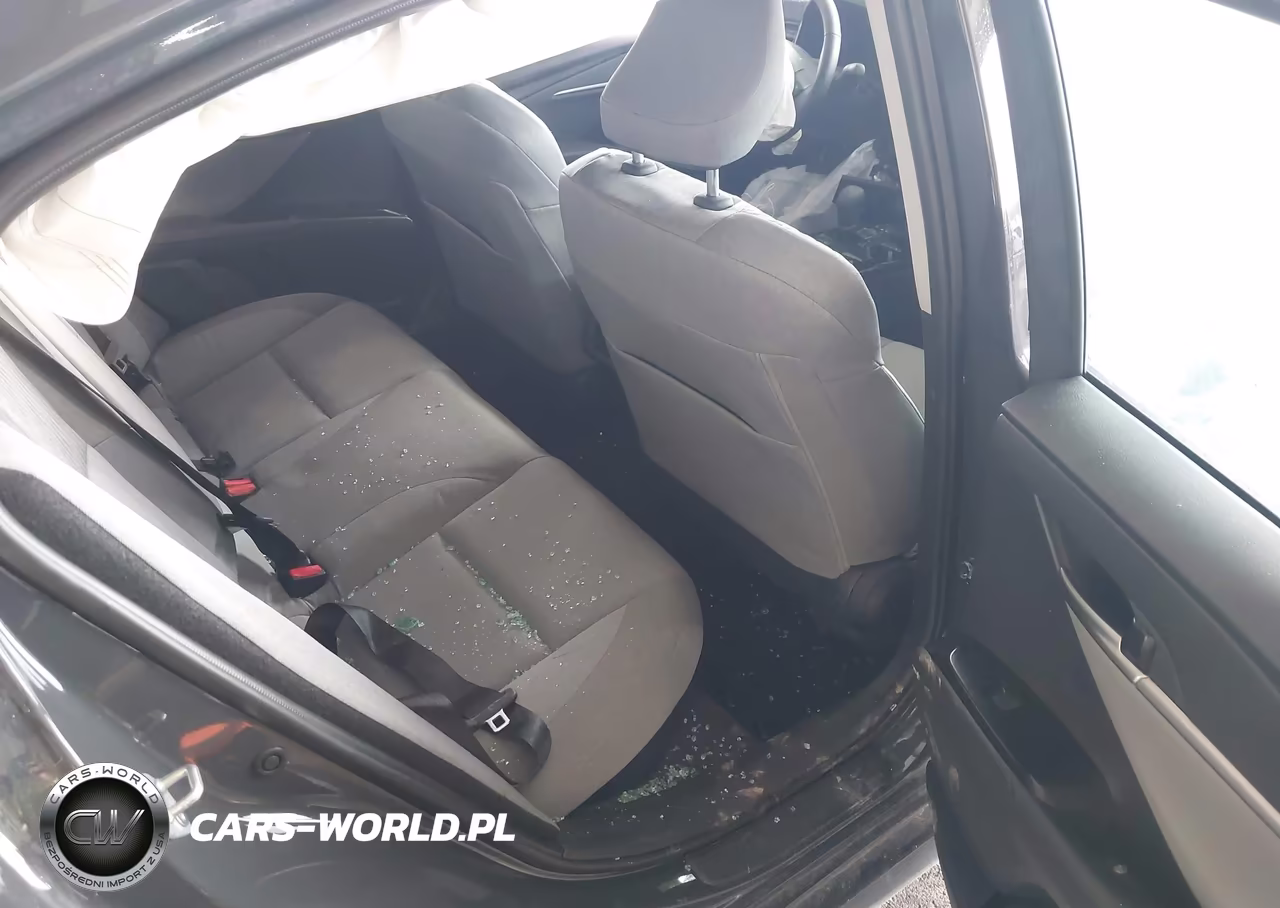 2026 Toyota Camry Le VIN:4T1DAACK5TU213794 - 8