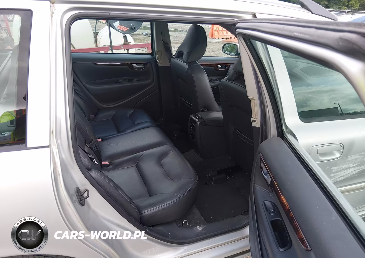 2005 Volvo V70 2.4 A-2.4 A Sr-2.4 M-2.4 M Sr VIN:YV1SW612451510759 - 8