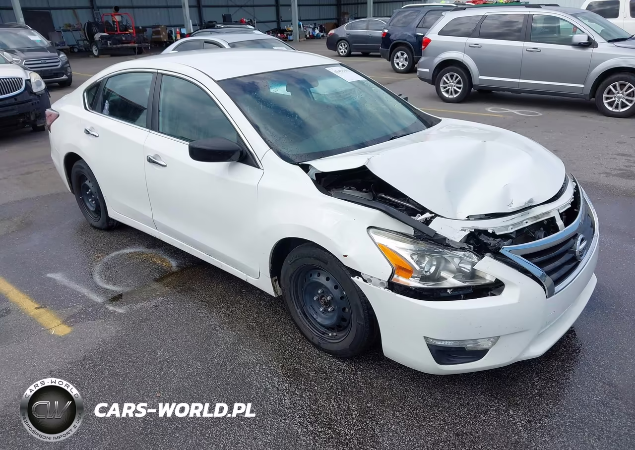 2015 Nissan Altima 2.5 S – zdjęcie 1 z 12