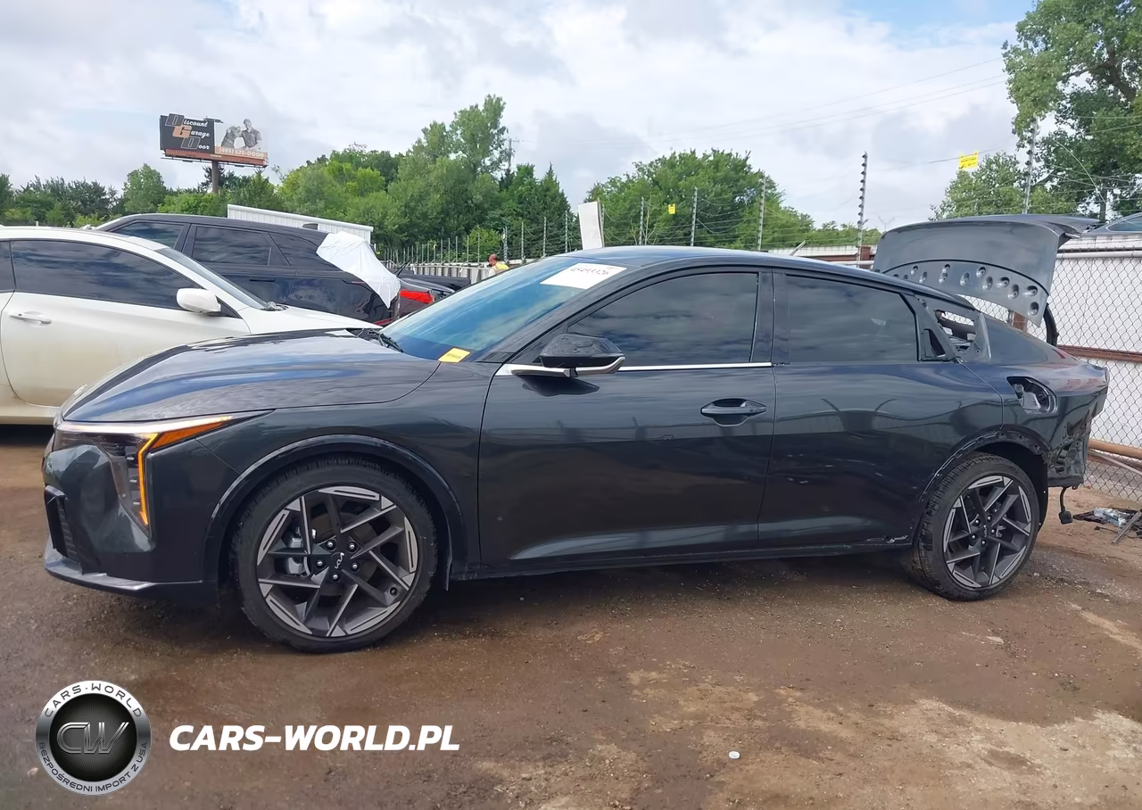 2025 Kia K4 Gt-Line VIN:3KPFW4DE7SE248021 - 15